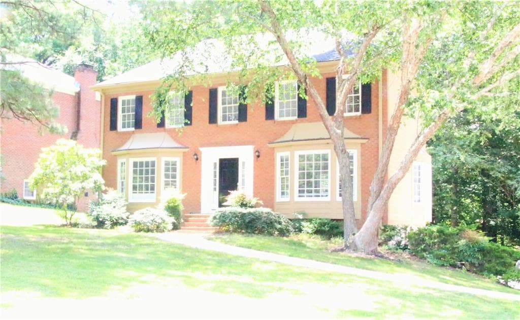 4 bedroom, 2,694 sq ft single family residence sold at 6294 Station Mill Drive, Peachtree Corners, GA 30092