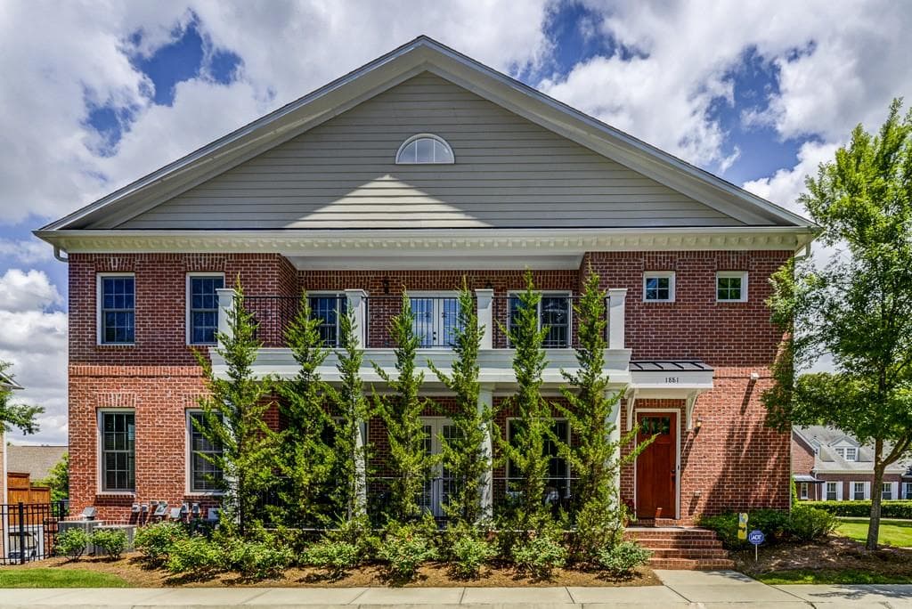 4 bedroom, 3,002 sq ft townhouse sold at 1881 Manor Estate 0, Atlanta, GA 30341