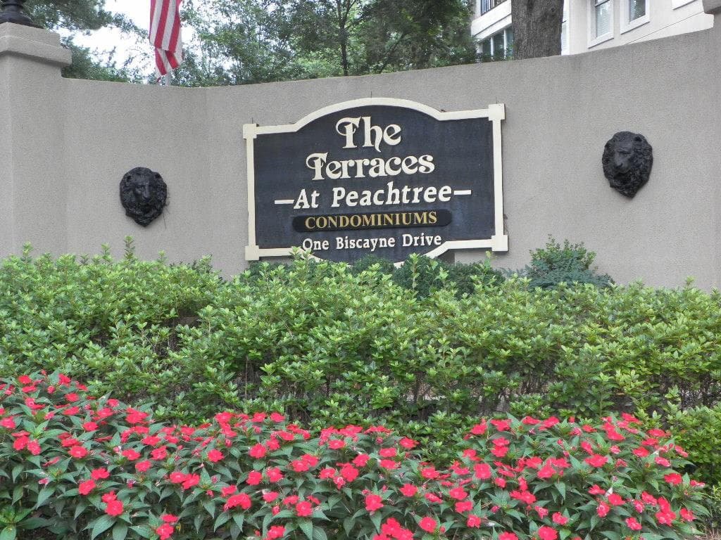 1 bedroom, 900 sq ft condominium sold at 1 Biscayne Drive 101, Atlanta, GA 30309