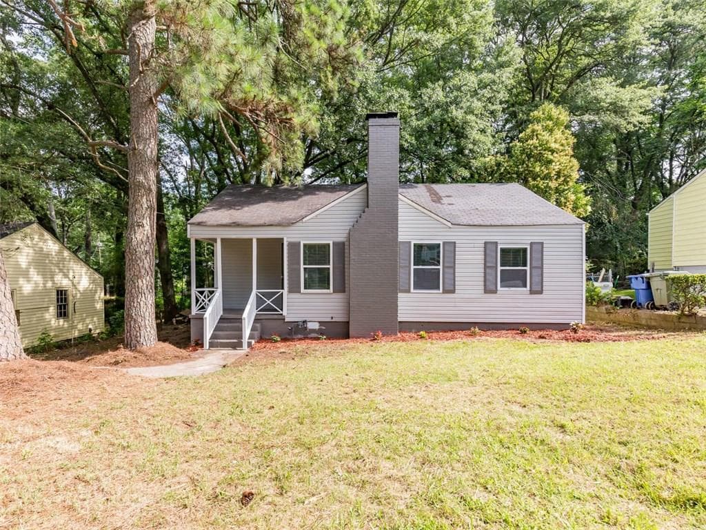 3 bedroom, 1,012 sq ft single family residence sold at 1383 Lanvale Drive, Atlanta, GA 30310