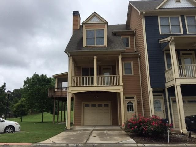 3 bedroom townhouse sold at 1079 Marietta Boulevard 17, Atlanta, GA 30318