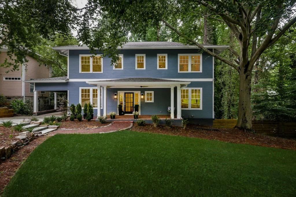 5 bedroom, 2,850 sq ft single family residence sold at 1250 Briarwood Drive, Atlanta, GA 30306