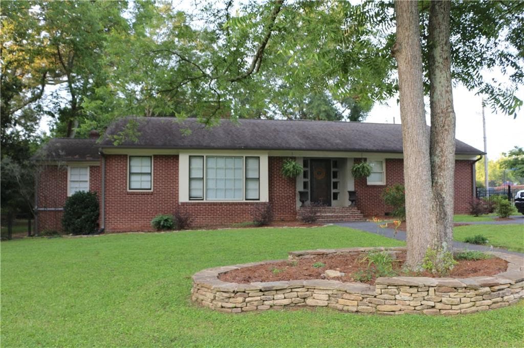 201 E Memorial Drive, Dallas, GA 30132 — most recent listing photo