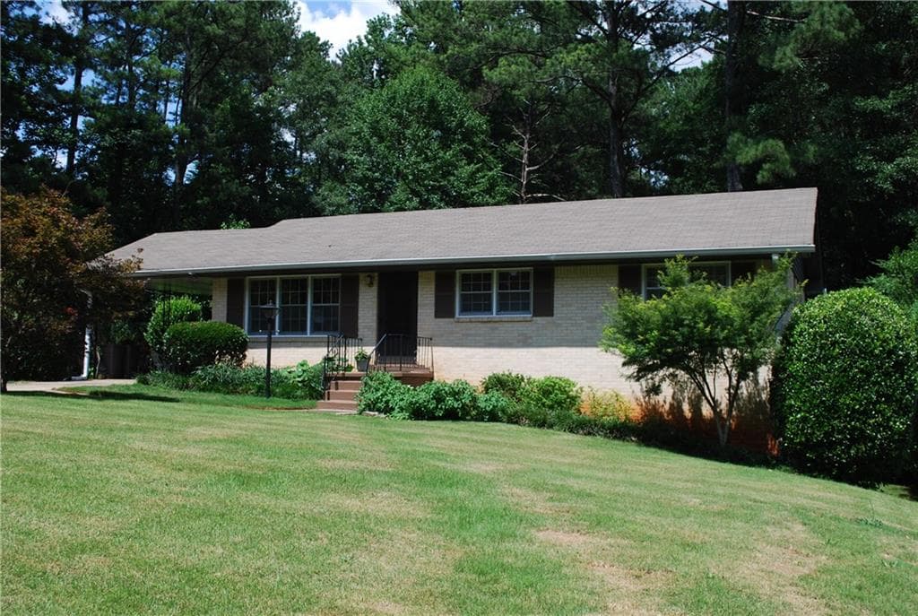 2824 Concord Drive, Decatur, GA 30033 — most recent listing photo