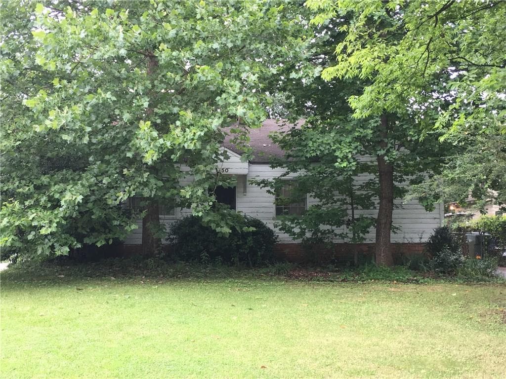 2 bedroom, 1,200 sq ft single family residence sold at 750 Brownwood Avenue, Atlanta, GA 30316