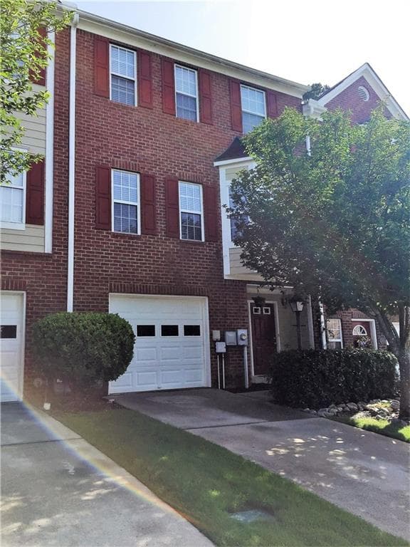 3 bedroom, 1,605 sq ft townhouse sold at 2144 Millgate Lane, Buford, GA 30519