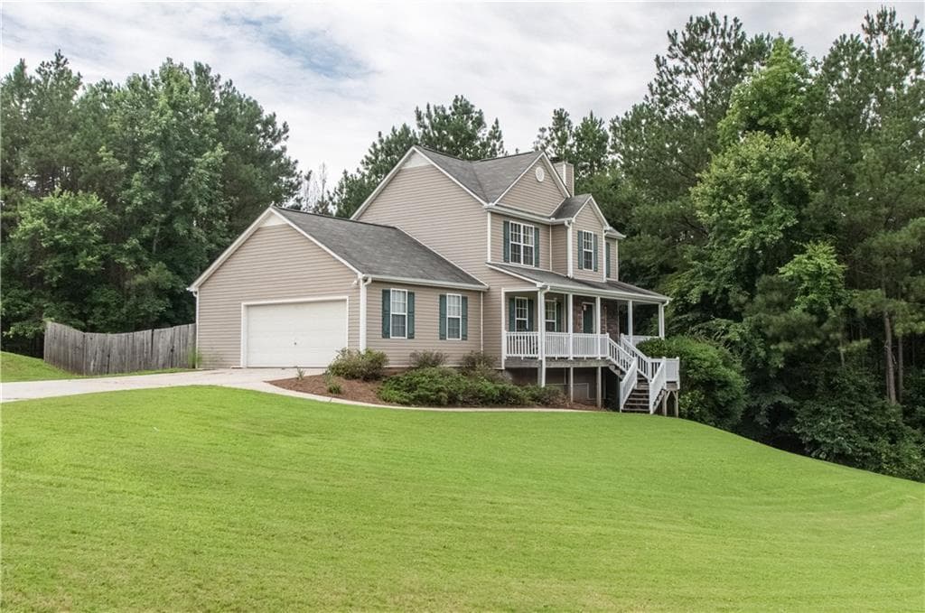 4 bedroom, 2,238 sq ft single family residence sold at 880 Riverwood Drive, Monroe, GA 30655