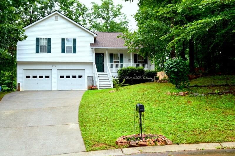 3 bedroom single family residence sold at 123 Buren Way, Temple, GA 30179
