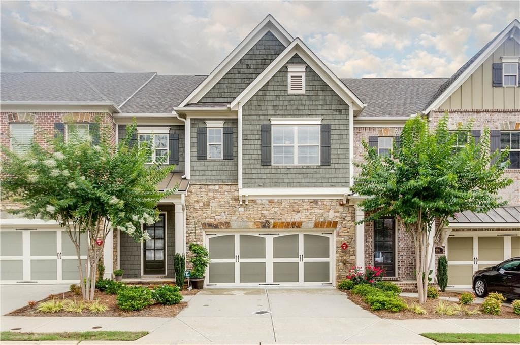 914 Acadiana Drive, Sandy Springs, GA 30328 — most recent listing photo