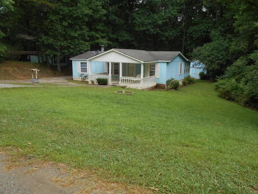 7307 Red Oak Drive, Acworth, GA 30102 — most recent listing photo