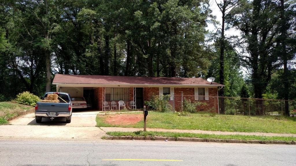 3 bedroom, 945 sq ft single family residence sold at 640 Hutchens Road, Atlanta, GA 30354