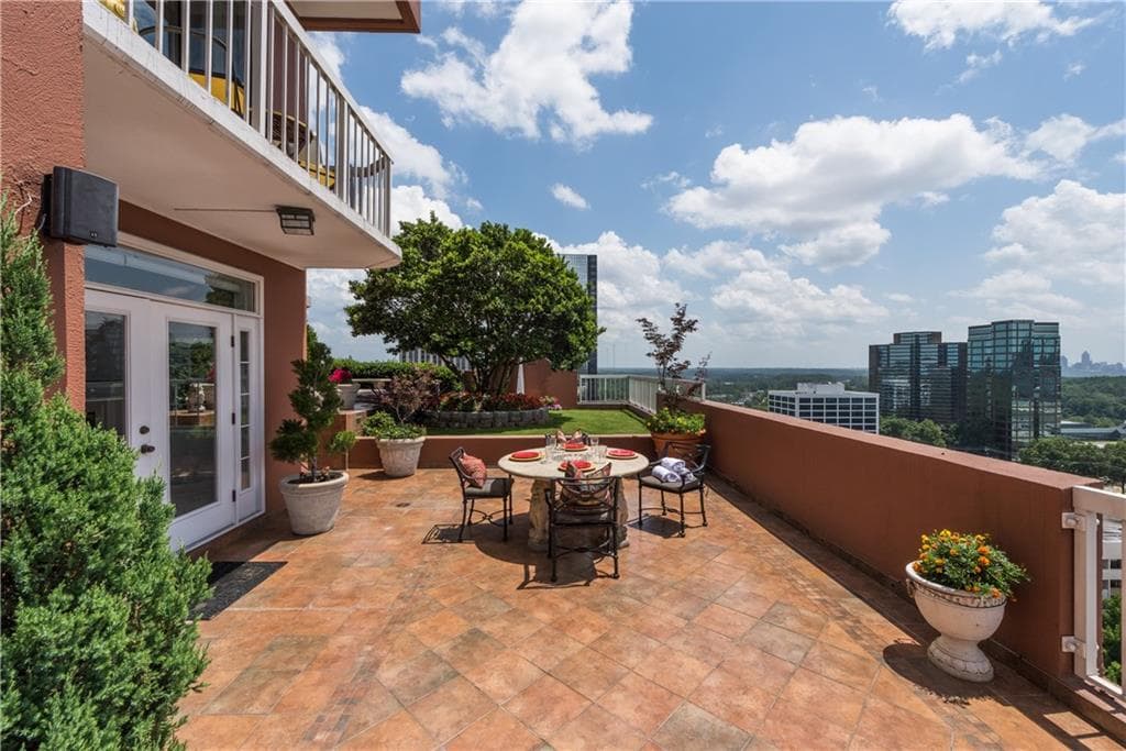 3435 Kingsboro Road, Atlanta, GA 30326 — most recent listing photo