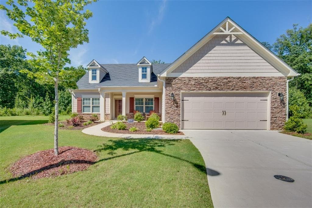 3 bedroom, 1,792 sq ft single family residence sold at 4271 CREEK CREST Trail, Powder Springs, GA 30127