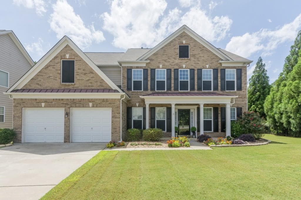 5 bedroom, 3,137 sq ft single family residence sold at 3098 Eastbrook Terrace, Atlanta, GA 30331