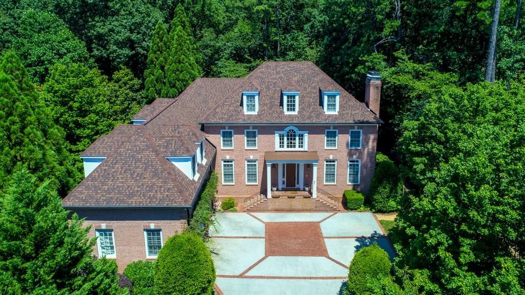 735 Brookwoods Trace, Sandy Springs, GA 30342 — most recent listing photo