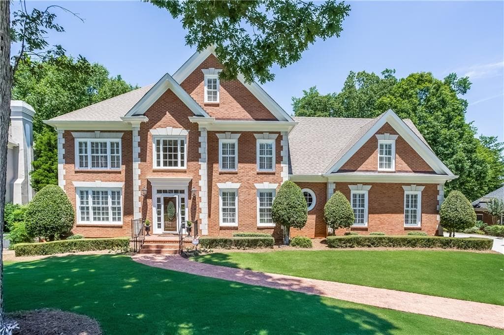 5201 Brooke Farm Drive, Dunwoody, GA 30338 — most recent listing photo