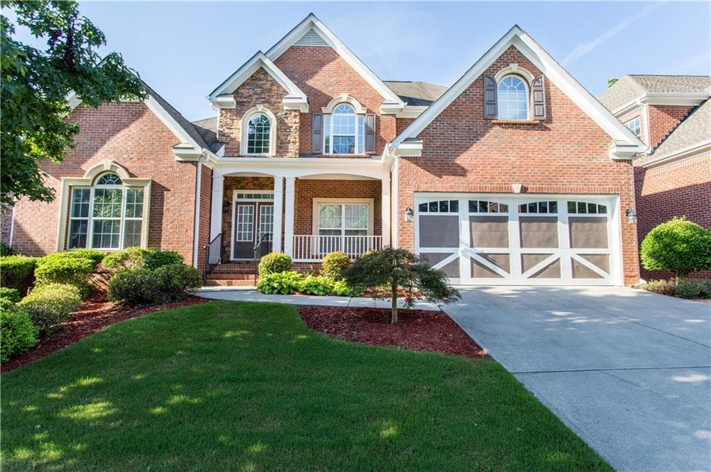 4 bedroom, 3,552 sq ft single family residence sold at 7067 Belltoll Court, Johns Creek, GA 30097