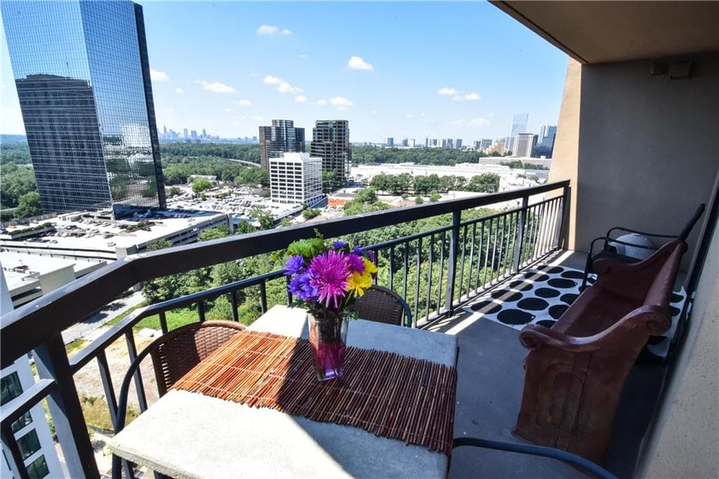 2 bedroom, 1,265 sq ft condominium sold at 3481 Lakeside Drive 2503, Atlanta, GA 30326