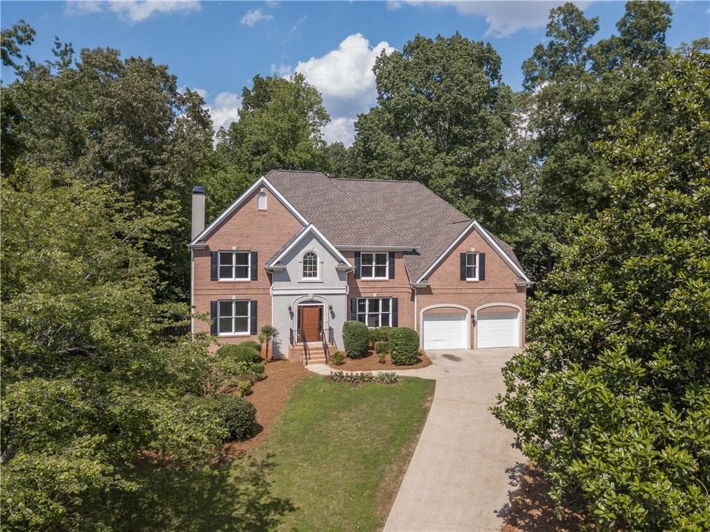 560 Kings Grant Walk, Roswell, GA 30075 — most recent listing photo