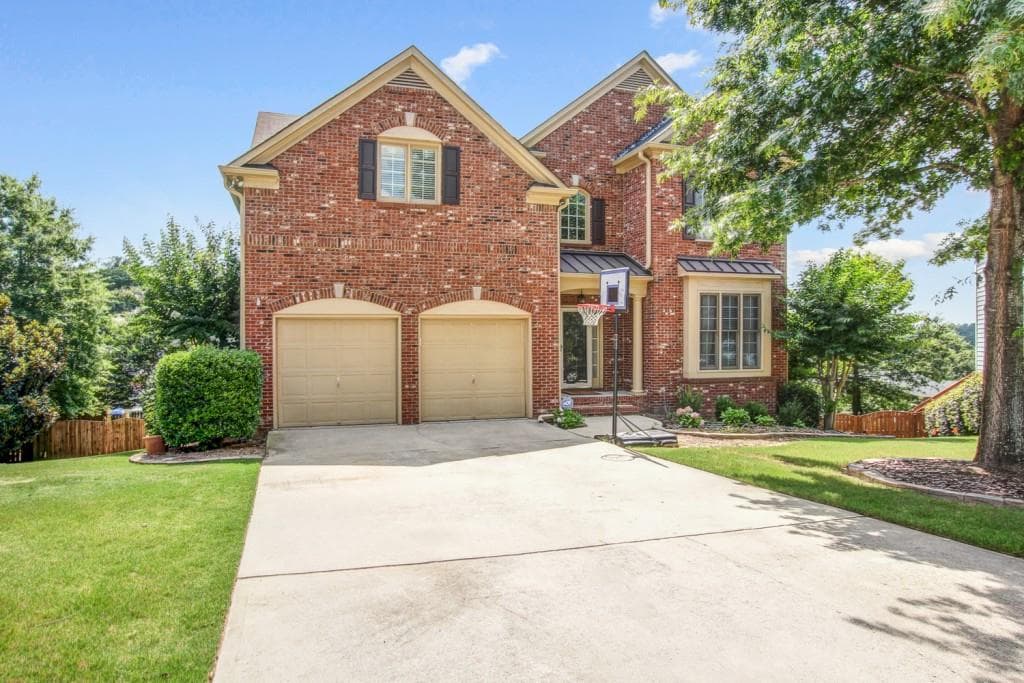 6 bedroom, 4,378 sq ft single family residence sold at 281 Vinings Retreat View, Mableton, GA 30126