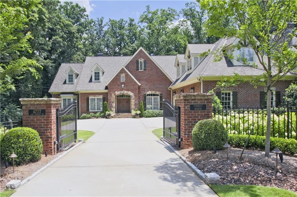 4777 Lake Forrest Drive, Sandy Springs, GA 30342 — most recent listing photo
