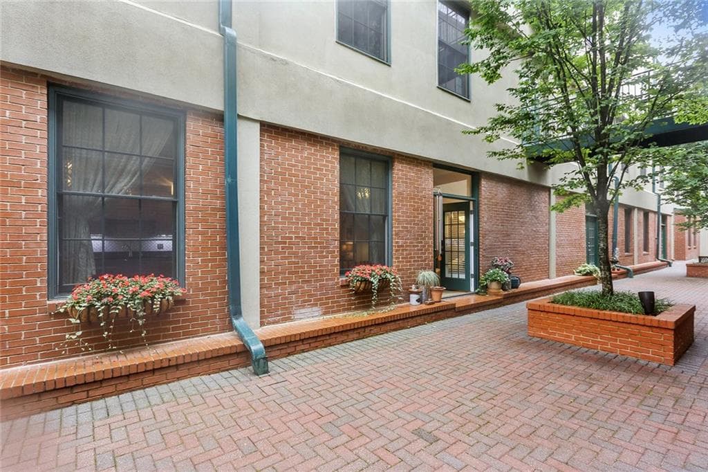 1 bedroom, 874 sq ft condominium sold at 1716 Liberty Lane 1716, Roswell, GA 30075