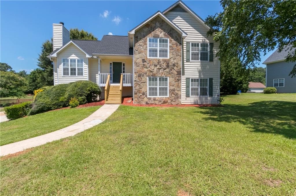 2380 Woodland Hills Drive, Cumming, GA 30040 — most recent listing photo
