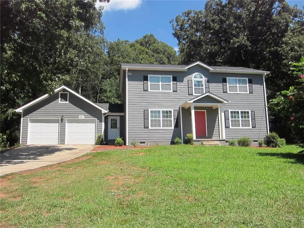 4 bedroom, 2,300 sq ft single family residence sold at 7627 Fielder Road, Jonesboro, GA 30236