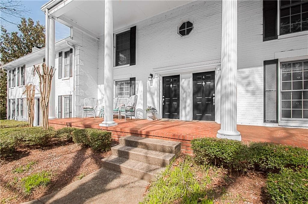 2 bedroom, 1,020 sq ft condominium sold at 1101 Collier Road A4, Atlanta, GA 30318