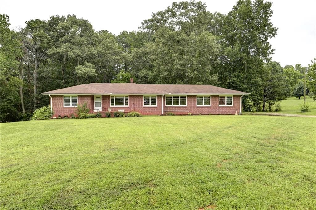 3 bedroom, 1,420 sq ft single family residence sold at 2390 Lower Burris Road, Canton, GA 30114