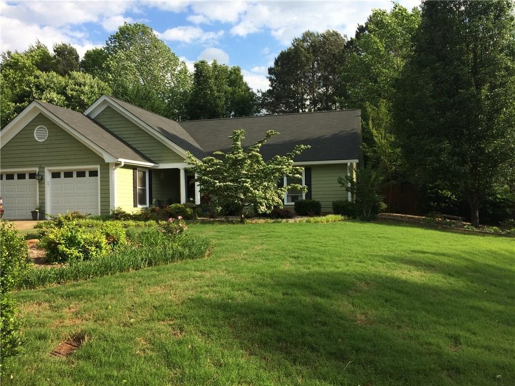 3 bedroom, 2,096 sq ft single family residence sold at 4909 Leeanns Way, Woodstock, GA 30188