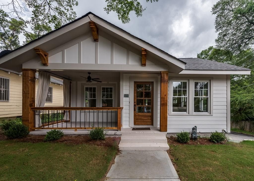 3 bedroom, 2,038 sq ft single family residence sold at 1025 Hill Street, Atlanta, GA 30315