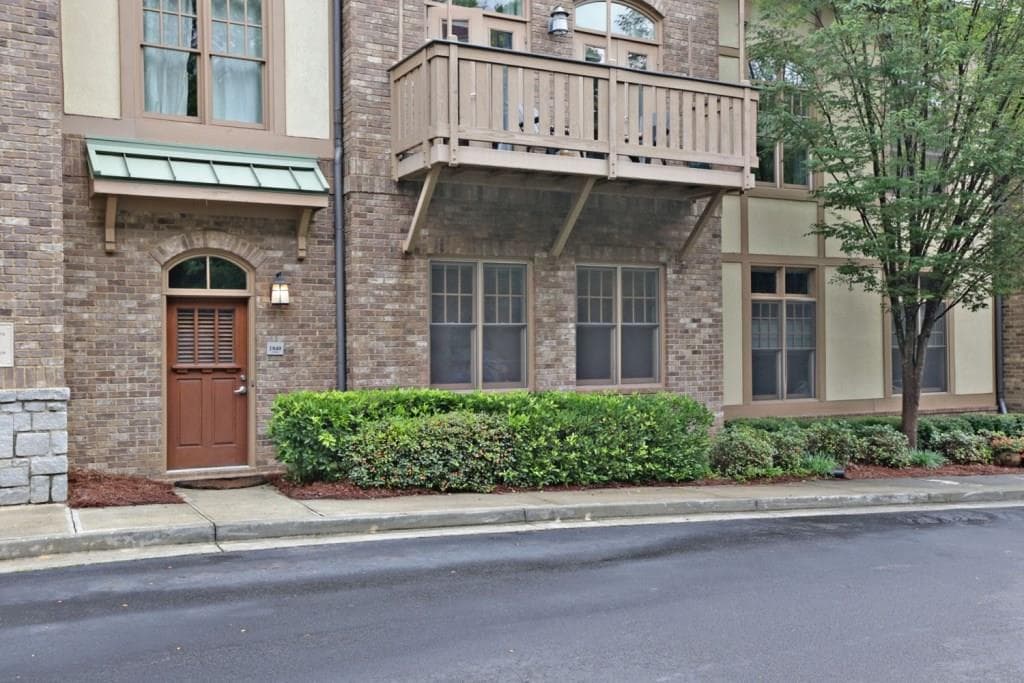 1840 Gordon Manor 1840, Atlanta, GA 30307 — most recent listing photo