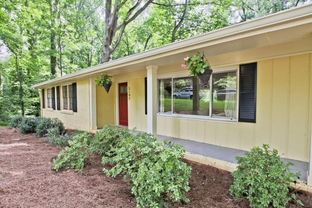 4 bedroom, 2,061 sq ft single family residence sold at 2182 Cedarbrook Court, Atlanta, GA 30316