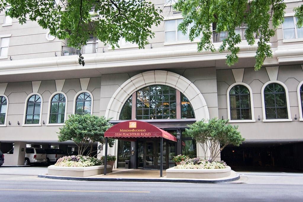 1 bedroom, 793 sq ft condominium sold at 3334 Peachtree Road 410, Atlanta, GA 30326