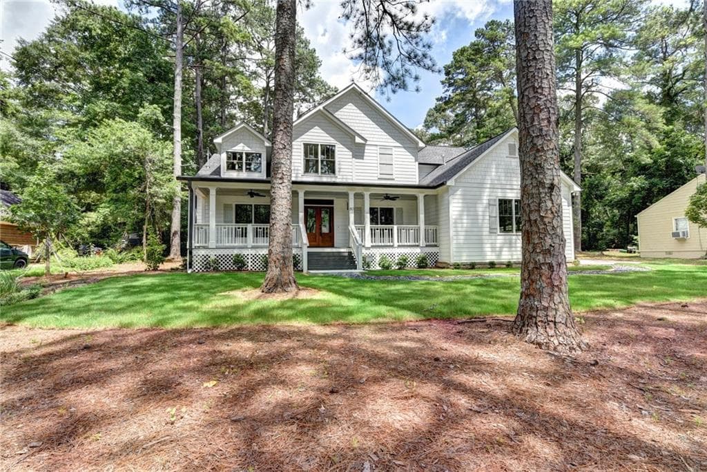 4 bedroom, 3,300 sq ft single family residence sold at 80 Oakridge Avenue, Atlanta, GA 30317