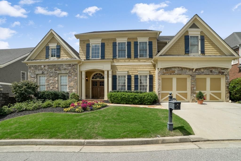 1069 Bluffhaven Way, Brookhaven, GA 30319 — most recent listing photo