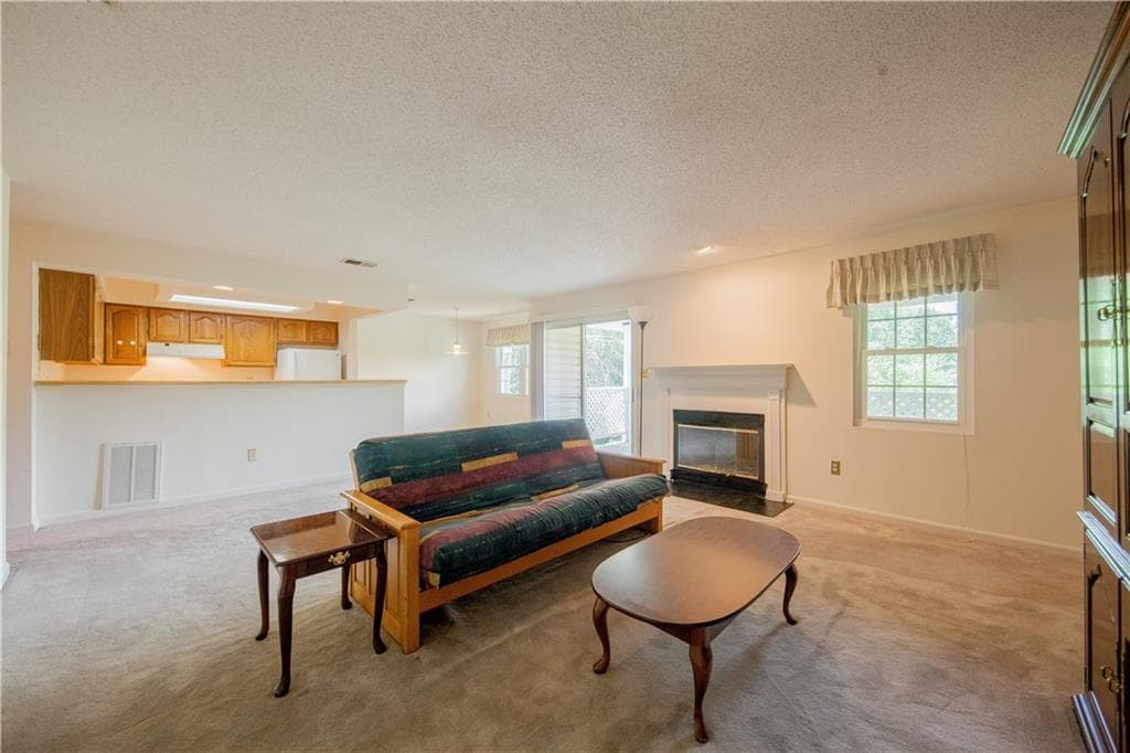 62 Hampshire Court 62, Avondale Estates, GA 30002 — most recent listing photo