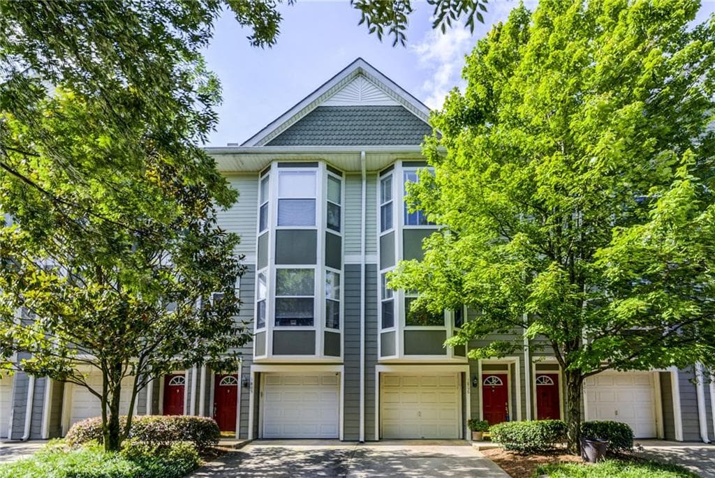 3 bedroom, 1,792 sq ft condominium sold at 951 Glenwood Avenue 1806, Atlanta, GA 30316