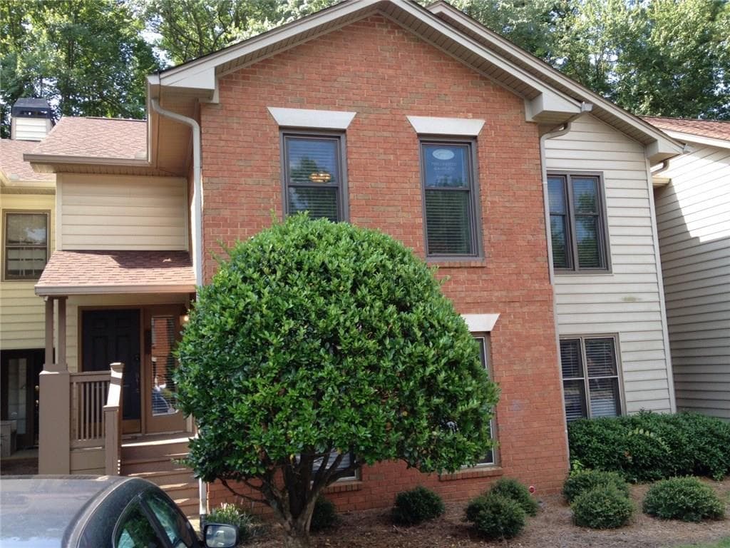 508 Garden Court, Sandy Springs, GA 30328 — most recent listing photo