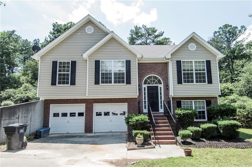 645 Alcovy Woods Drive, Lawrenceville, GA 30045 — most recent listing photo