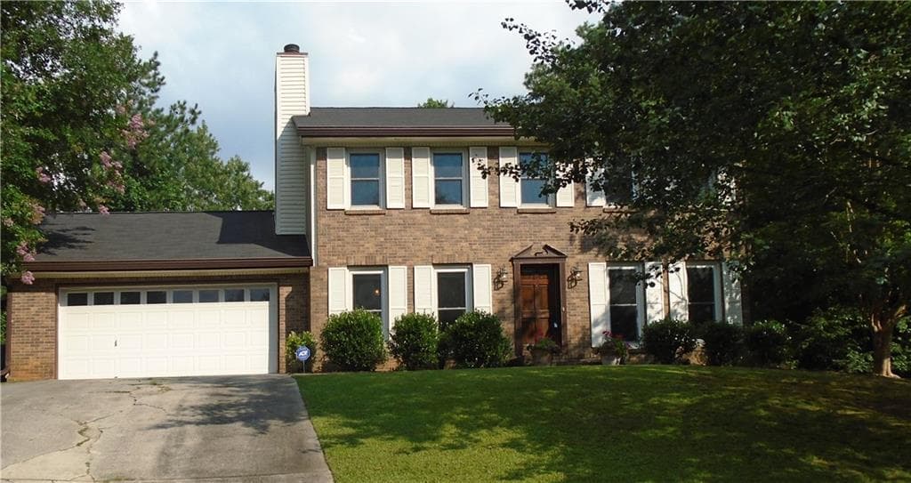 3 bedroom, 1,994 sq ft single family residence sold at 120 Ansley Court, Roswell, GA 30076
