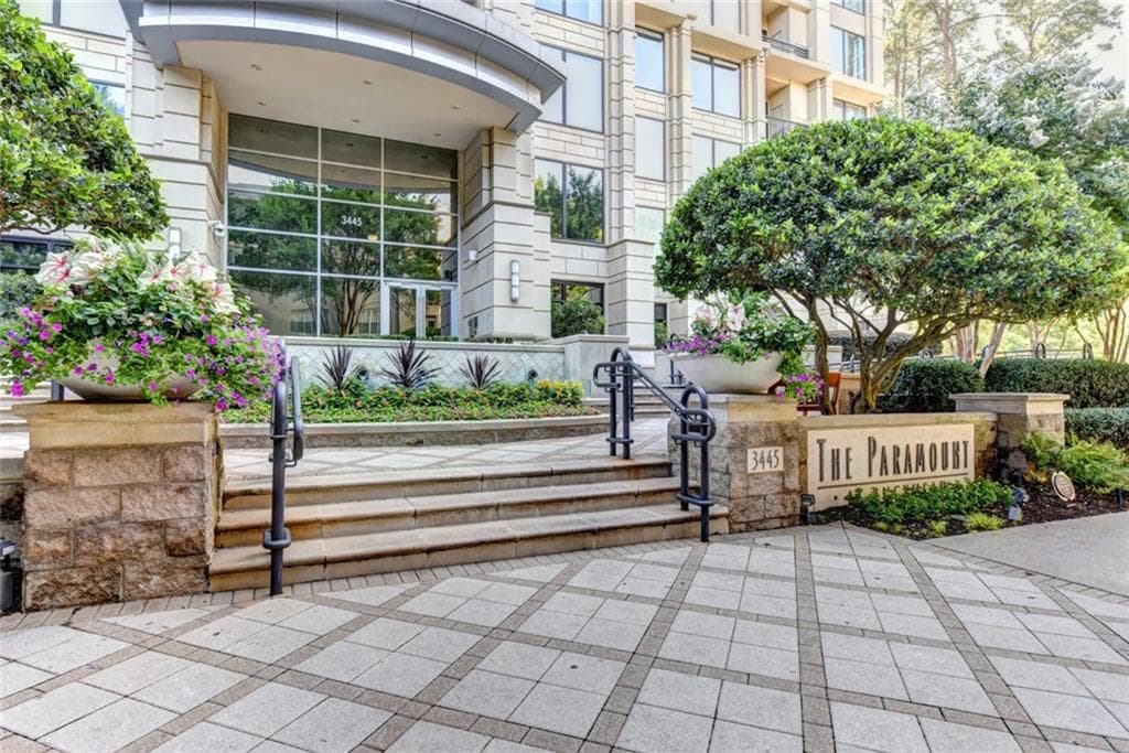2 bedroom, 1,363 sq ft condominium sold at 3445 Stratford Road 2607, Atlanta, GA 30326