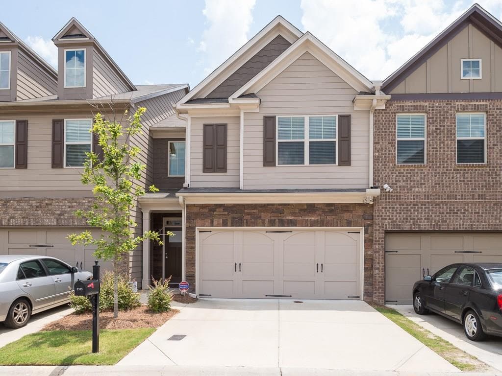 2375 Whiteoak Bend, Smyrna, GA 30080 — most recent listing photo