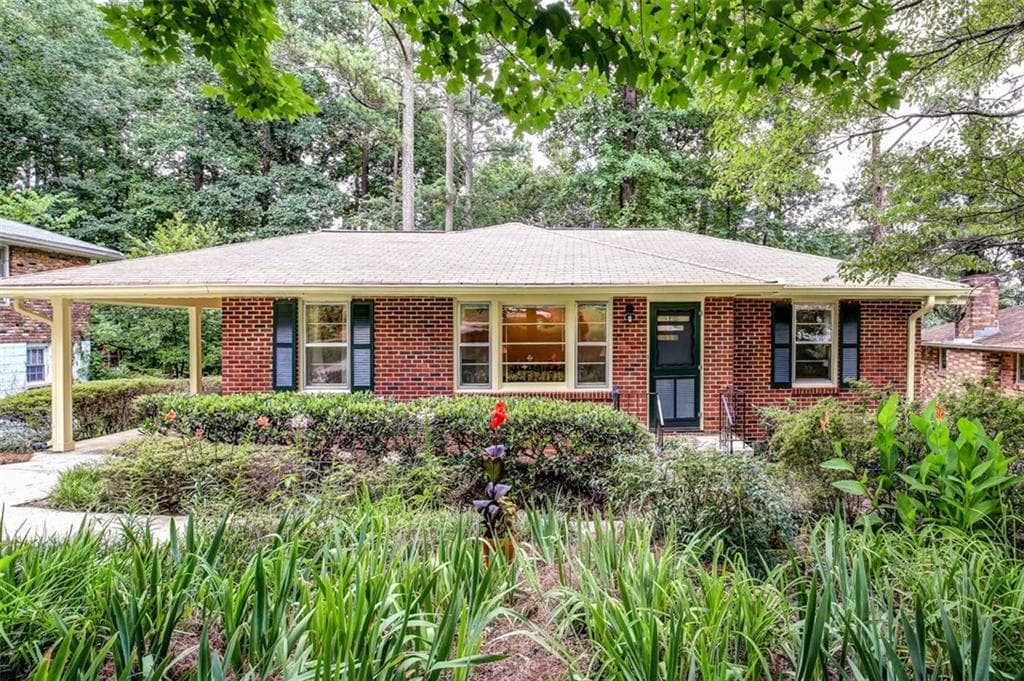 4 bedroom single family residence sold at 2136 Willivee Place, Decatur, GA 30033