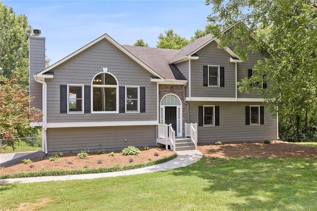 4 bedroom, 2,192 sq ft single family residence sold at 1400 Land Road, Canton, GA 30114