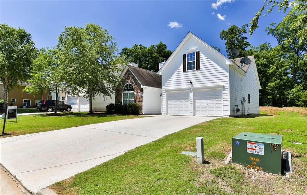 925 Tree Top Drive, Suwanee, GA 30024 — most recent listing photo