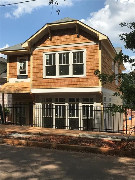 798 Grove Bend, Decatur, GA 30030 — most recent listing photo