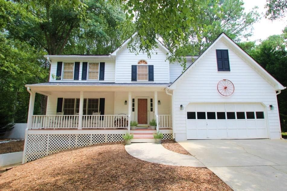 2950 Riverbend Drive, Snellville, GA 30078 — most recent listing photo