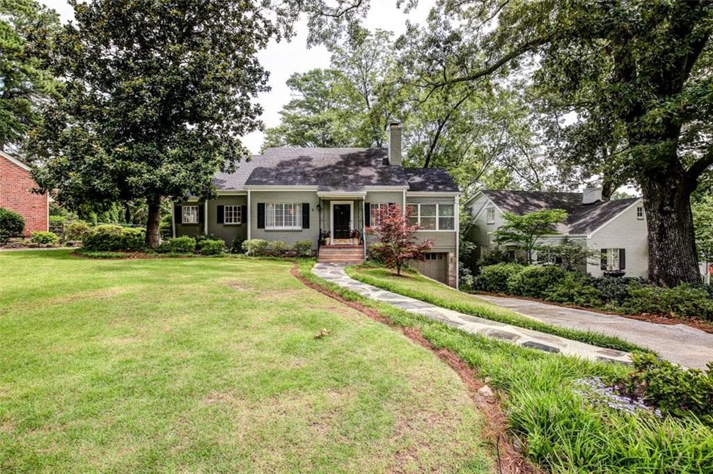 4 bedroom, 1,926 sq ft single family residence sold at 382 Princeton Way, Atlanta, GA 30307